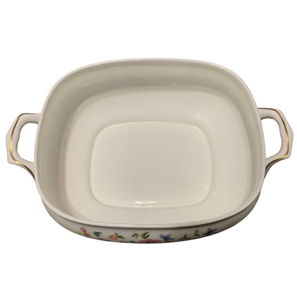 WEDGWOOD Montcalm Covered Vegetable Dish/ Tureen England - Picture 4 of 8